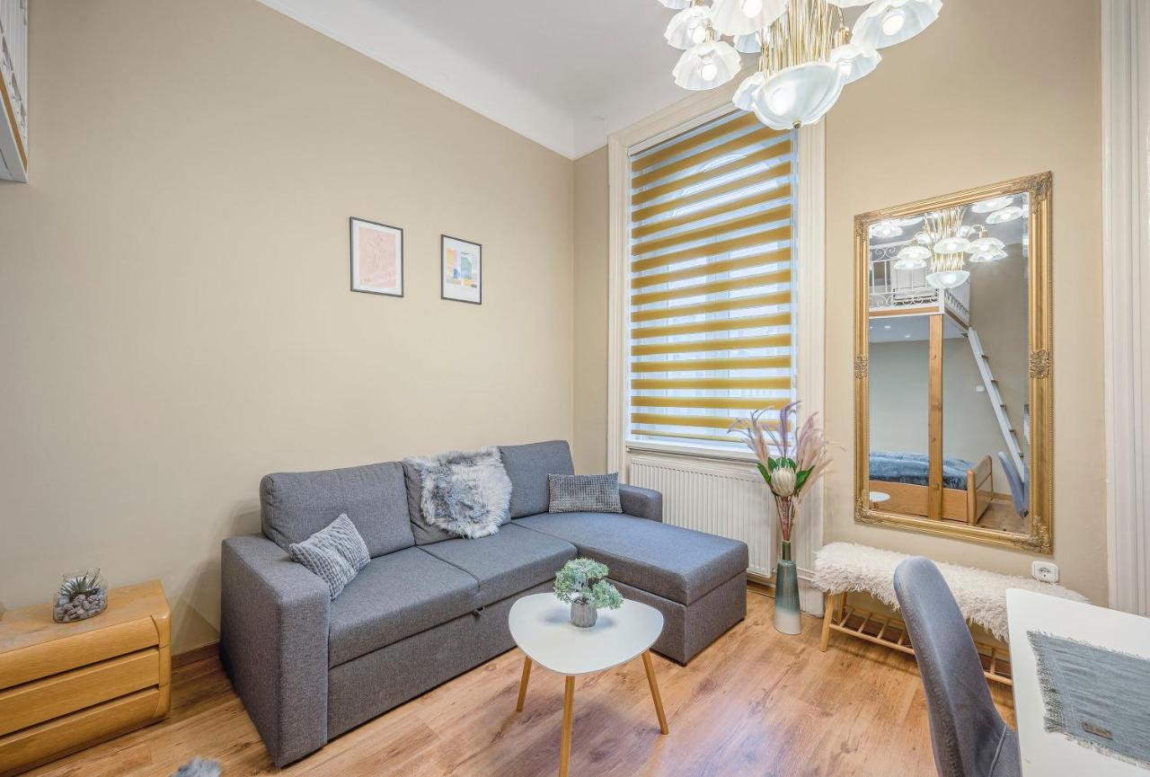 Corvin City Apartment By Nw Будапеща Екстериор снимка