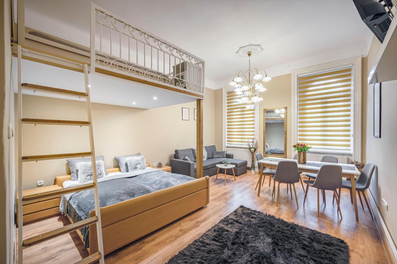Corvin City Apartment By Nw Будапеща Екстериор снимка