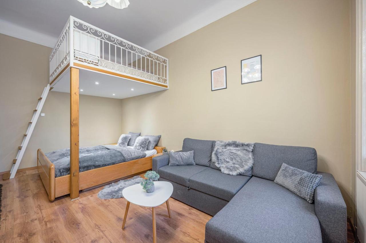 Corvin City Apartment By Nw Будапеща Екстериор снимка